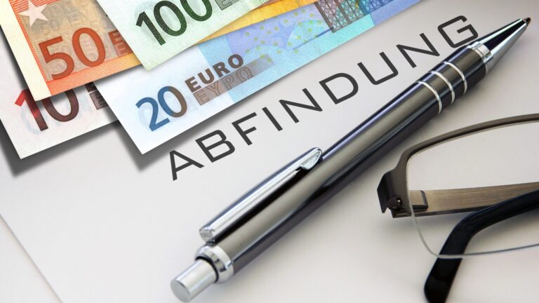 Nahaufnahme eines Abfindungsschreibens